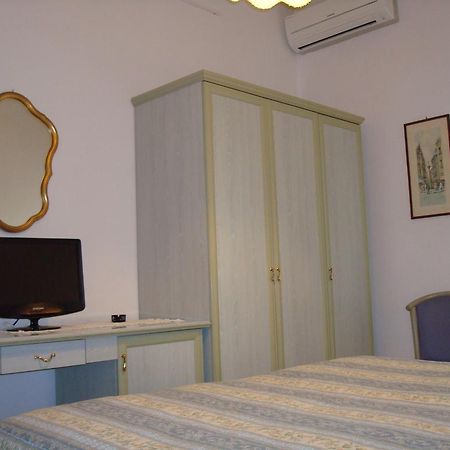 Hotel Villa Rona Forte dei Marmi Ngoại thất bức ảnh