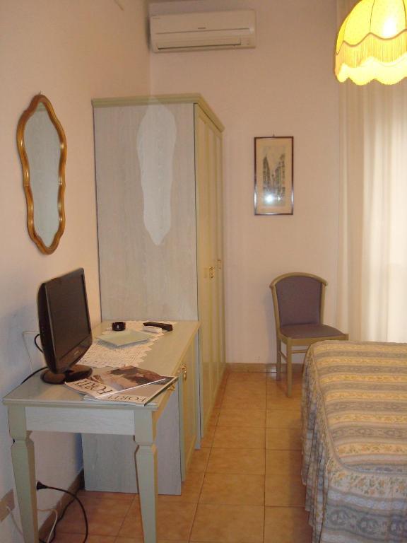 Hotel Villa Rona Forte dei Marmi Phòng bức ảnh